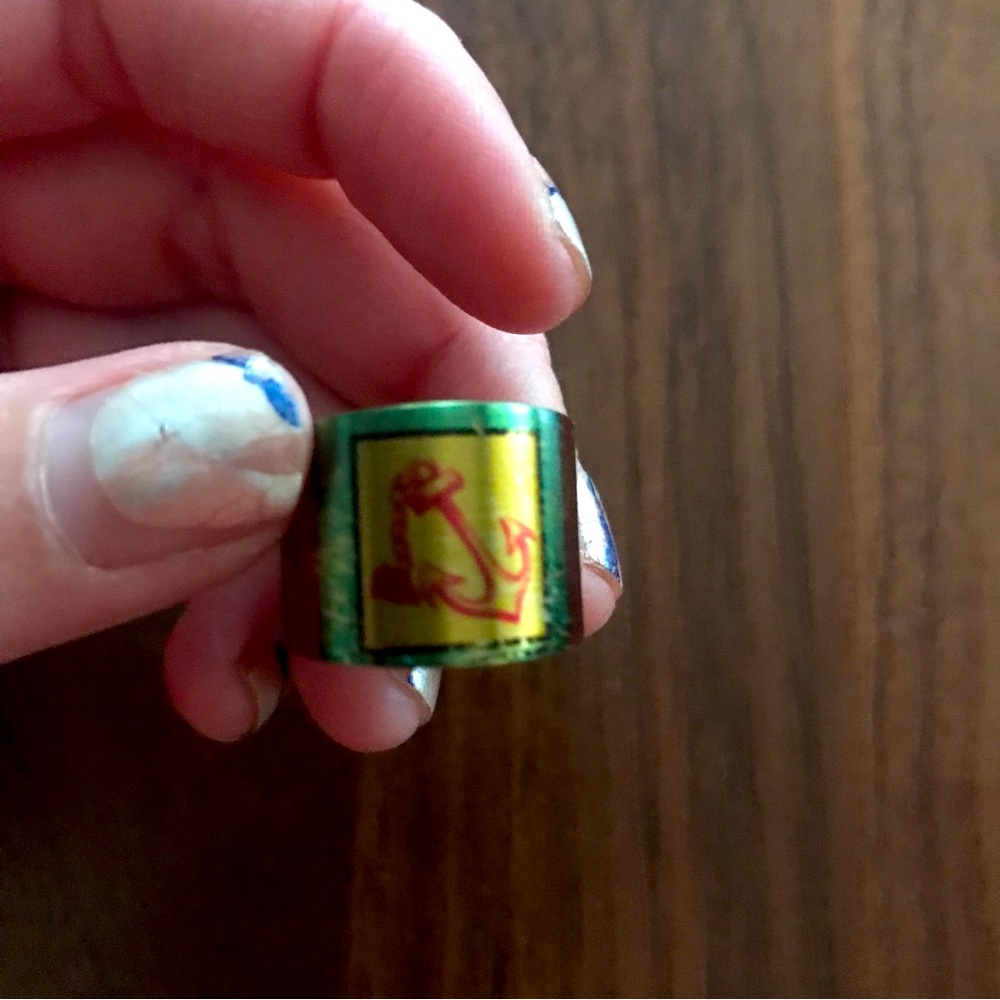 Cigar anchor ring